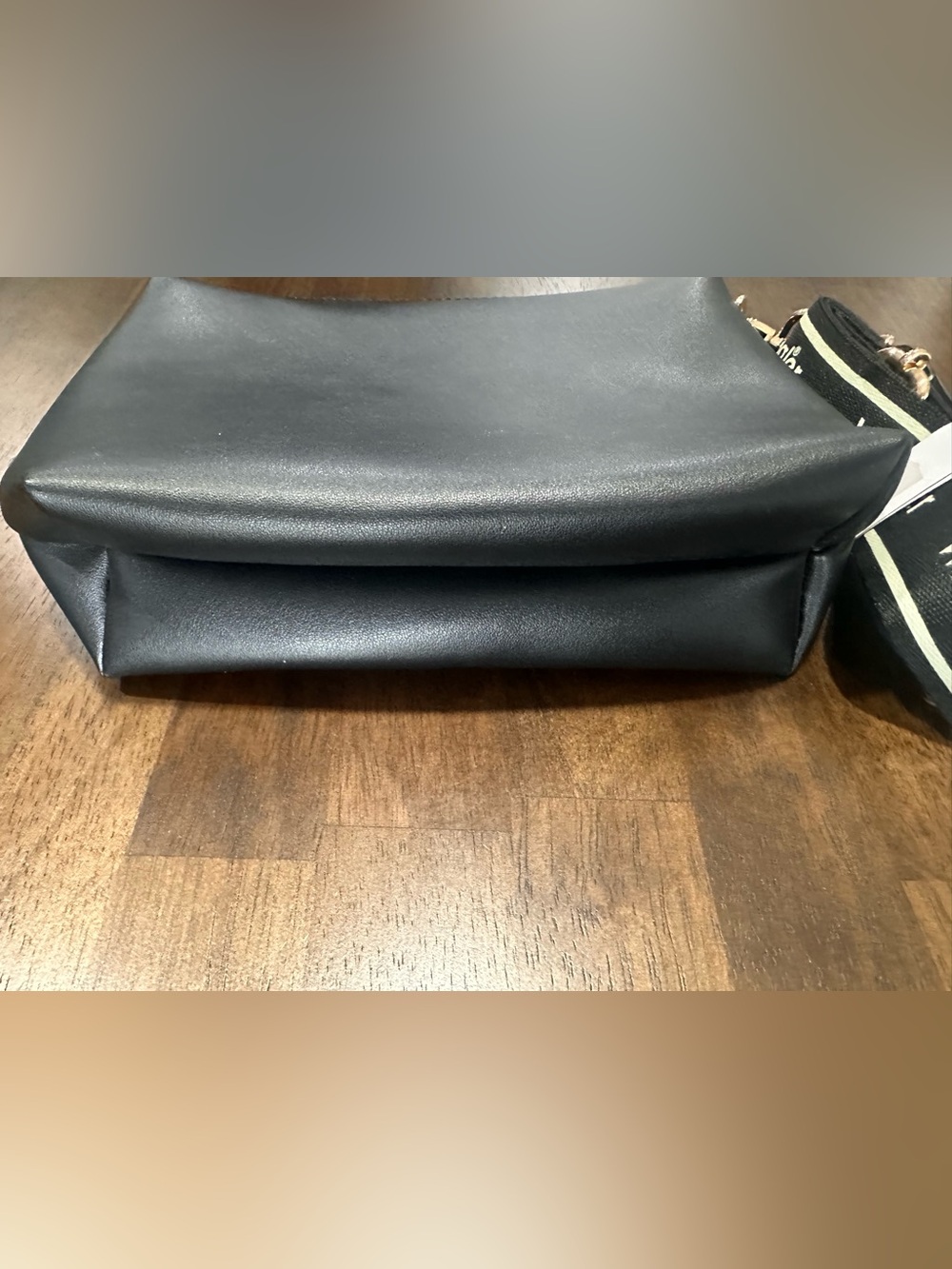 Wrangler Black Crossbody Bag with Branded Strap - Picture 3 of 5